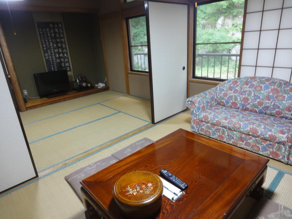 あじわいの心 金時山荘 Hotel Hakone Buitenkant foto